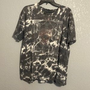 Mens XL tye dye palmistry screen tee